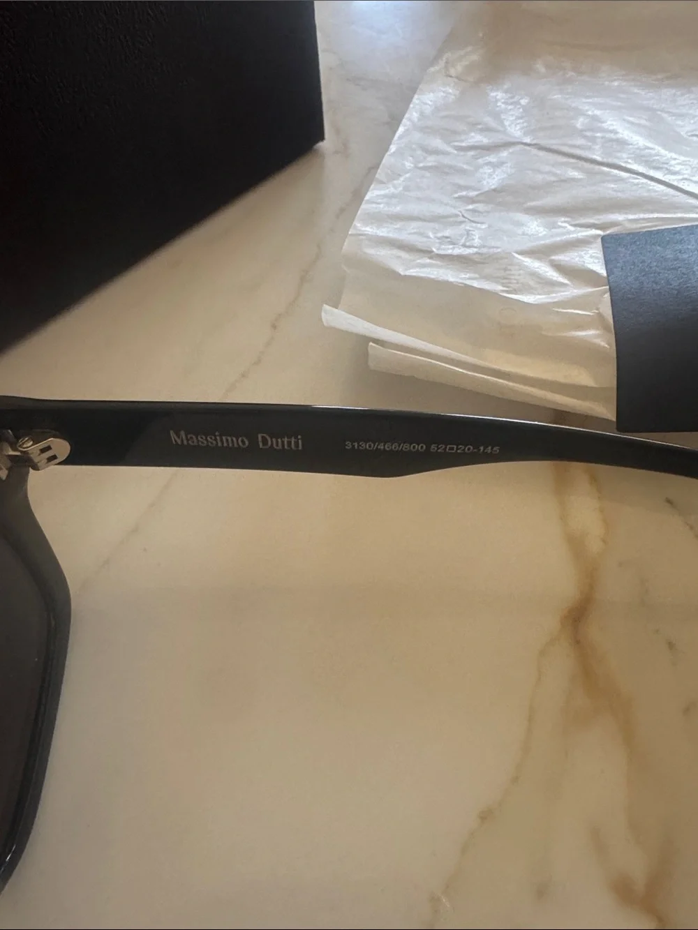 Massimo Dutti Black Rectangular Sunglasses with Dark Lenses